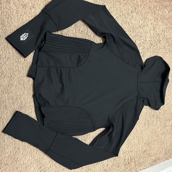 Free People Movement Women's Playin' For Keeps Layer Black Jacket Size Small - Picture 7 of 8